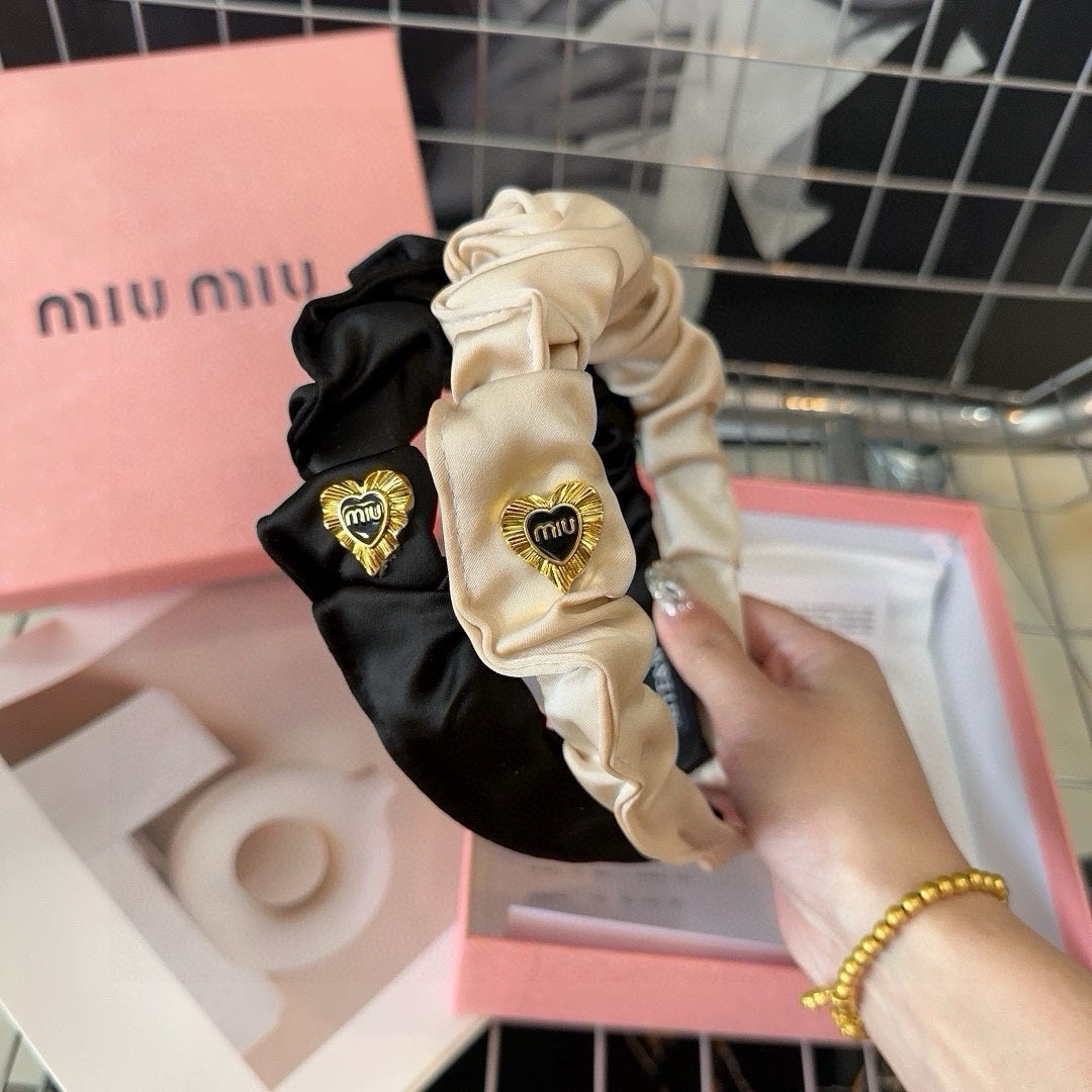 CHANEL HEADBAND IN BEIGE COTTON GOLD HARDWARE 425519