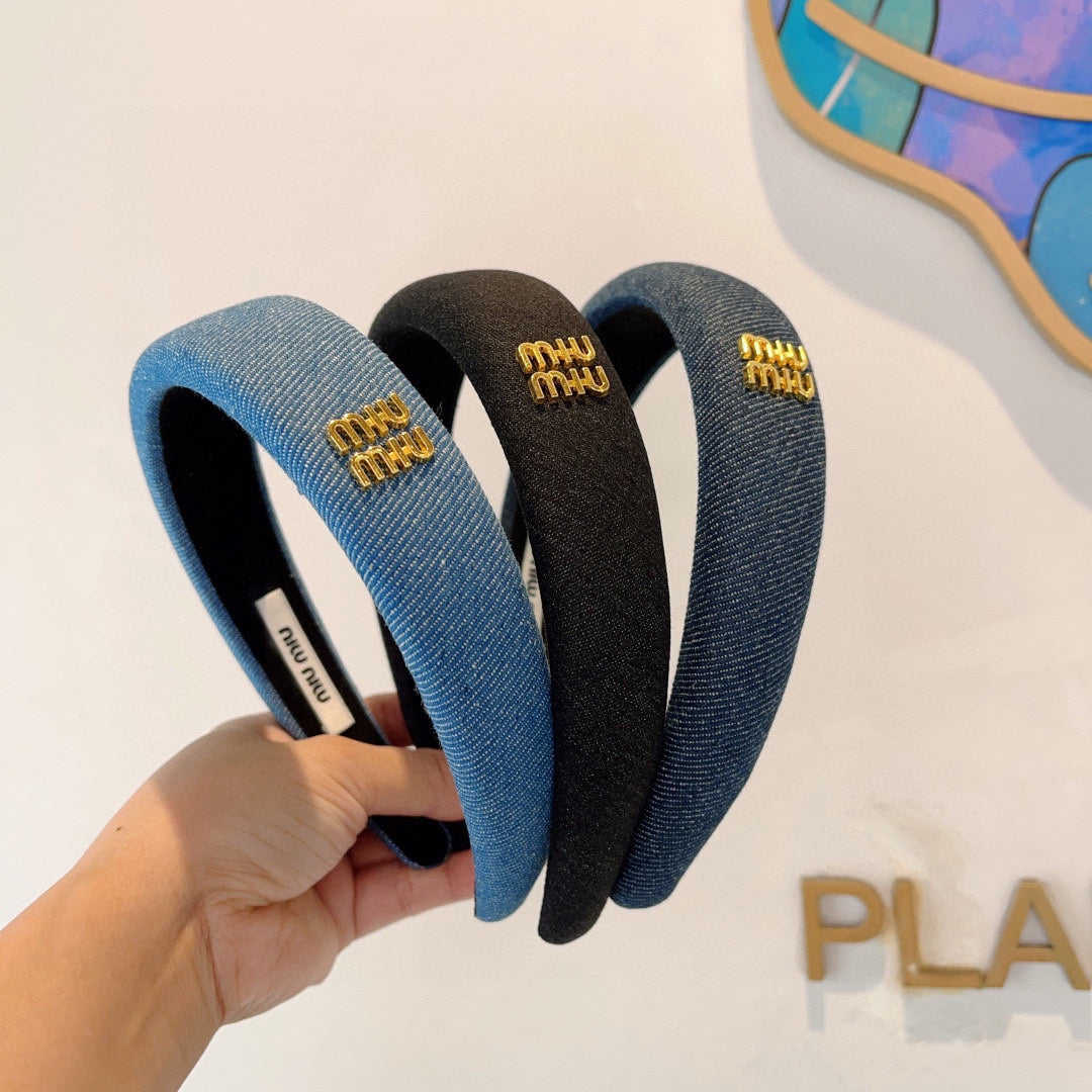 CHANEL THICK HEADBAND IN BLACK DENIM GOLD LOGO 425463