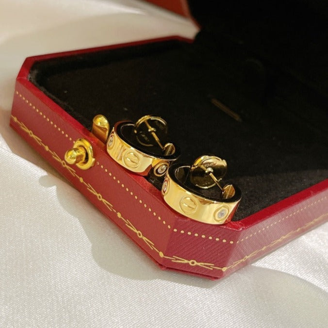 CARTIER LOVE EARRINGS 5.7MM 2 DIAMONDS