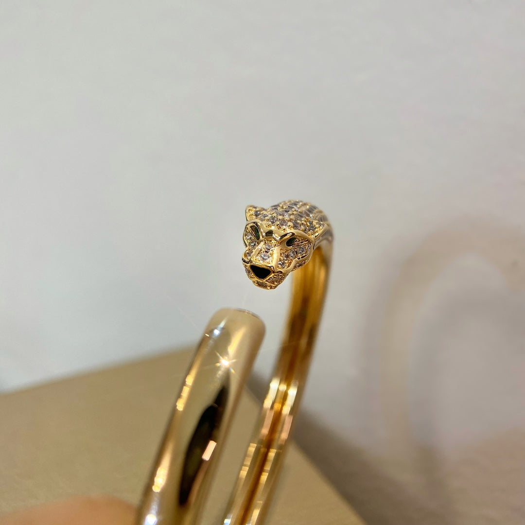 CARTIER PANTHERE GOLD DIAMOND OPEN BRACELET