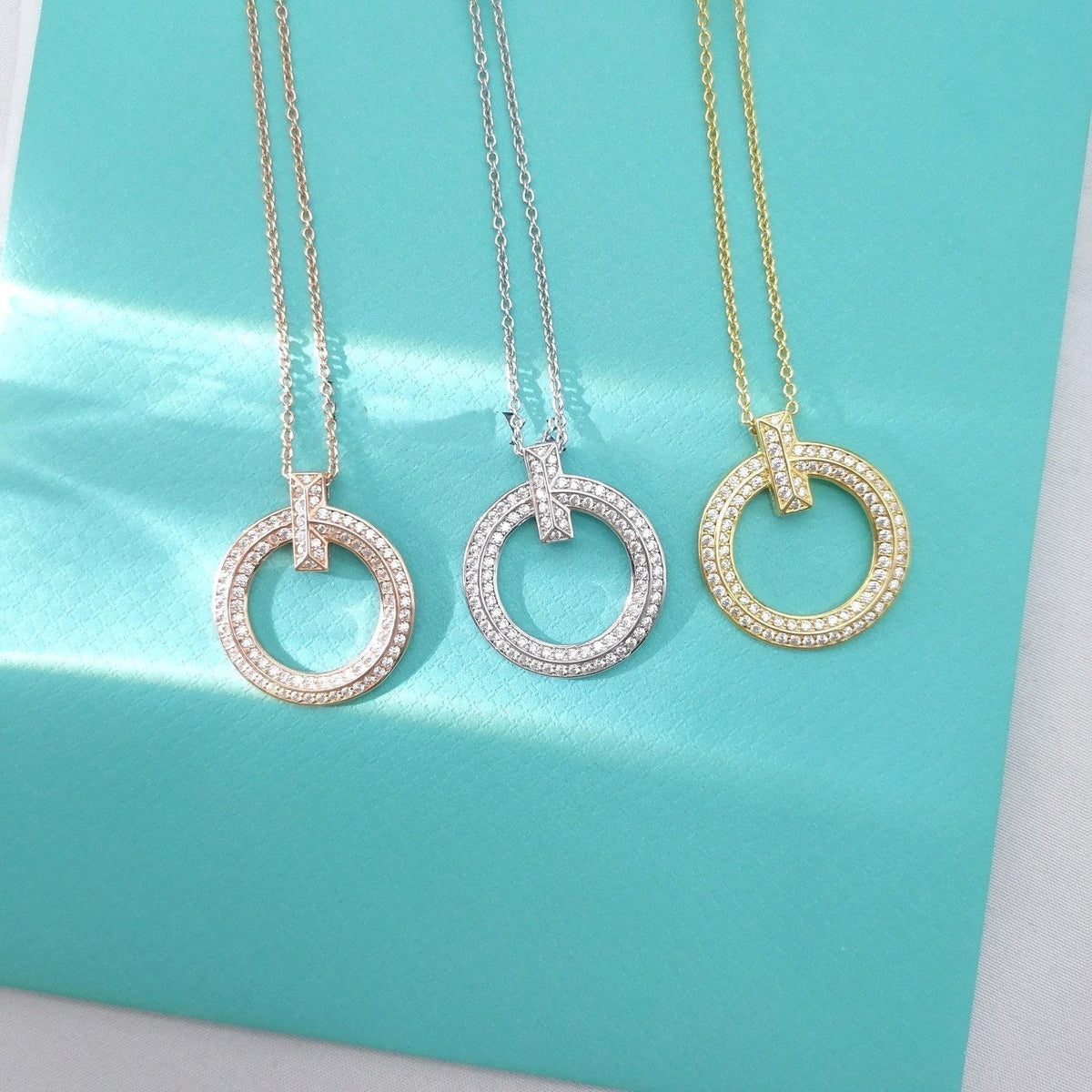 TIFFANY T WIRE PEDANT DIAMOND NECKLACE