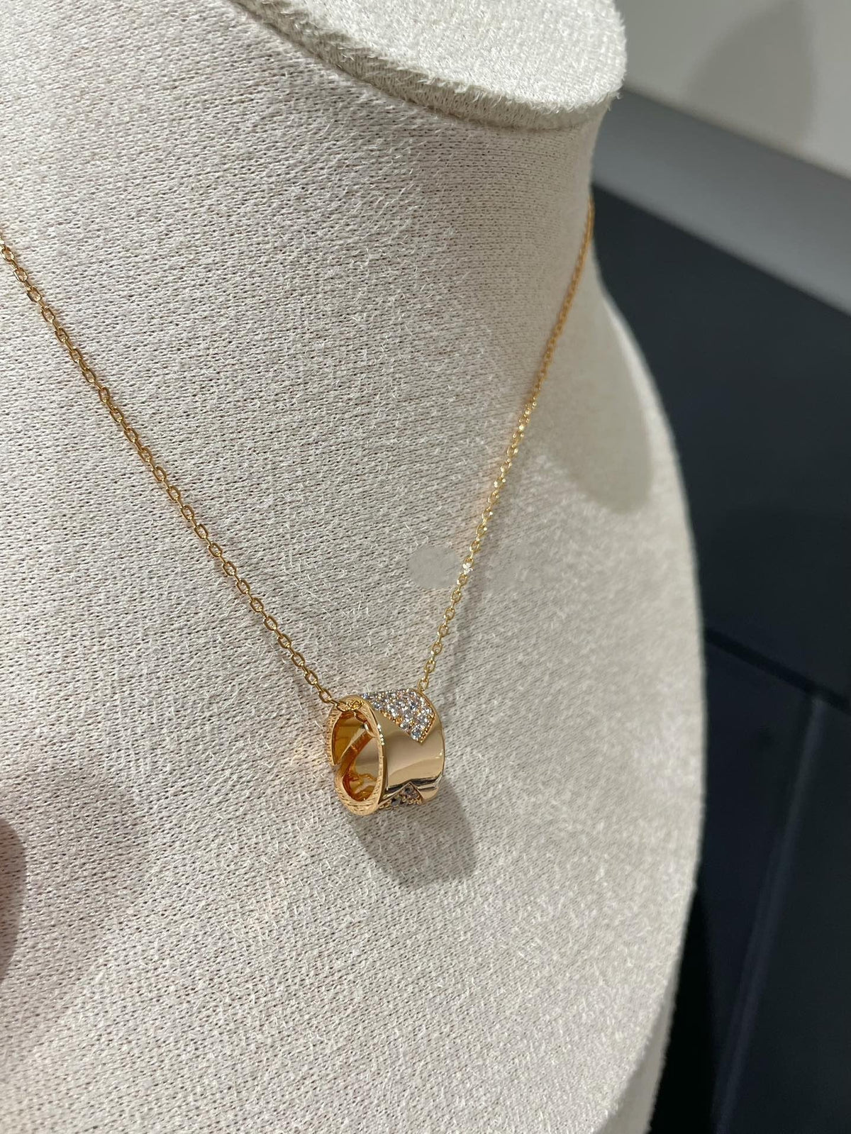 CHAUMET LIENS EVIDENCE DIAMOND PAVED NECKLACE