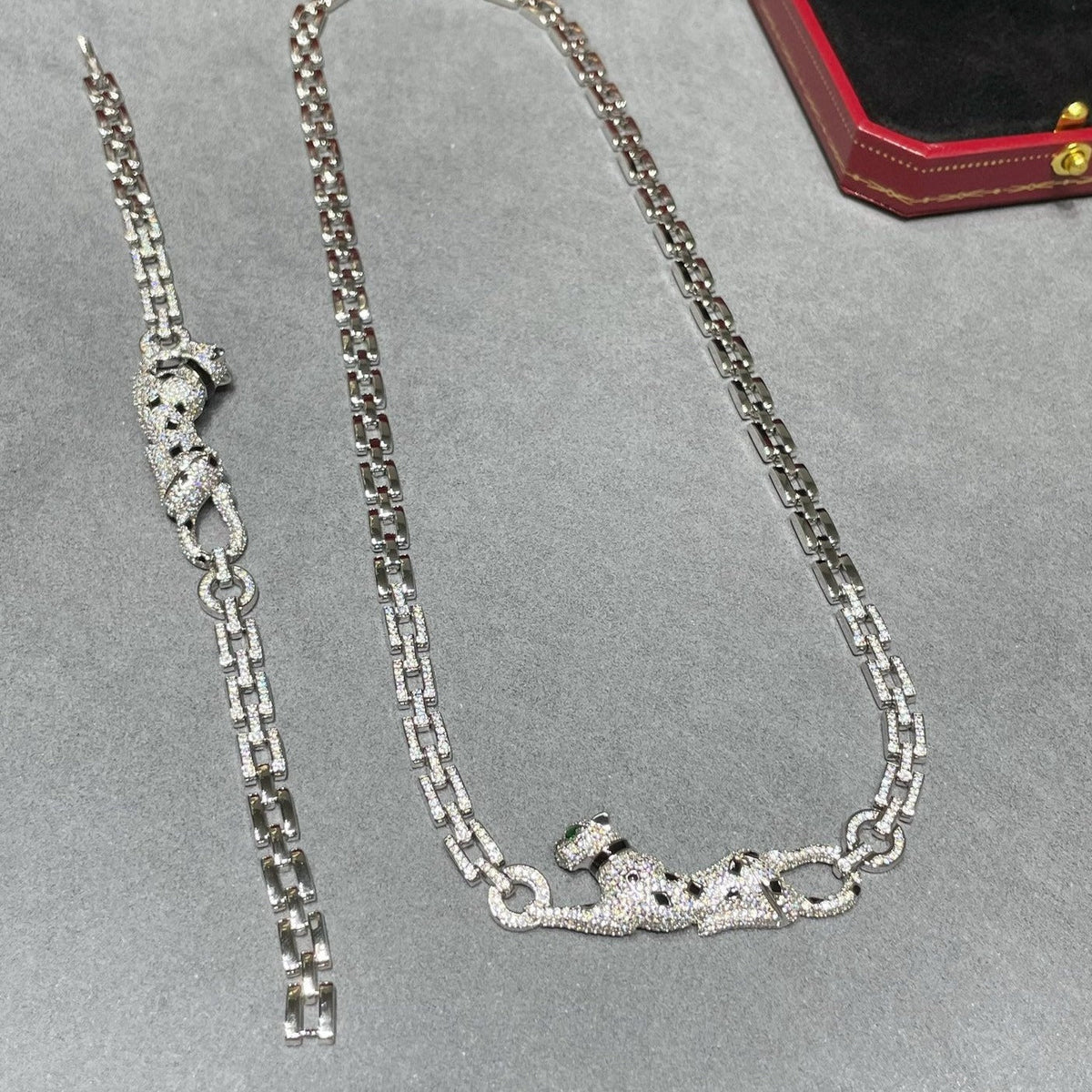 CARTIER PANTHERE DE CARTI SILVER DIAMOND ONYX BRACELET