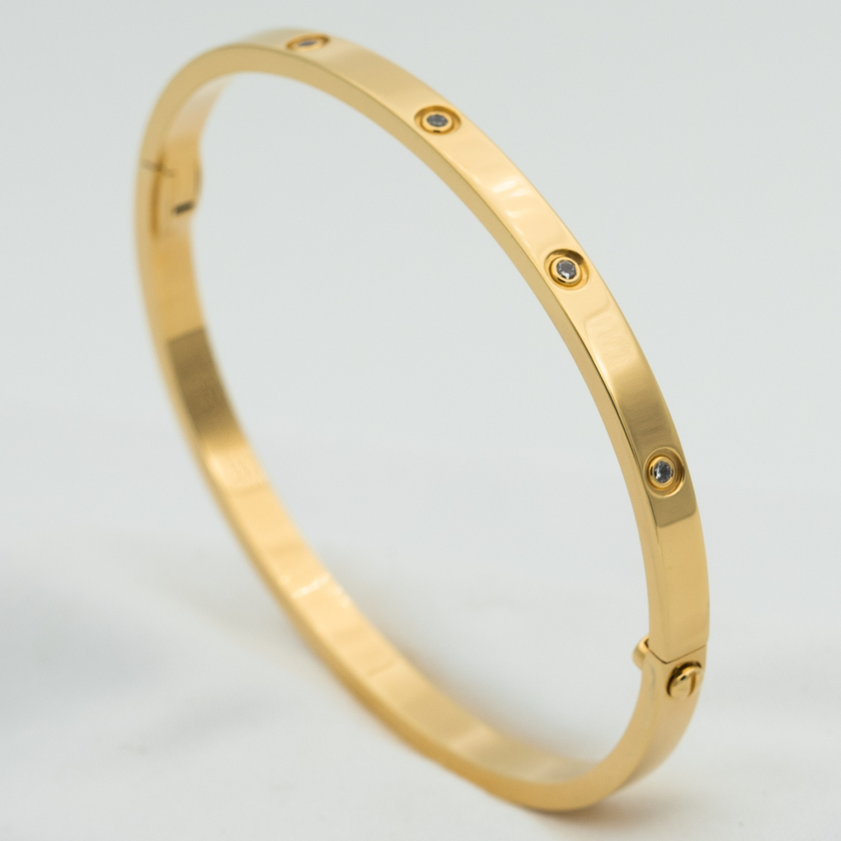 CARTIER LOVE BRACELET 3.65MM 10 DIAMONDS