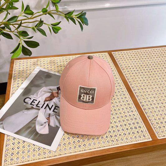 GUCCI BASEBALL HAT IN PEACHY PINK JACQUARD FABRIC 219953
