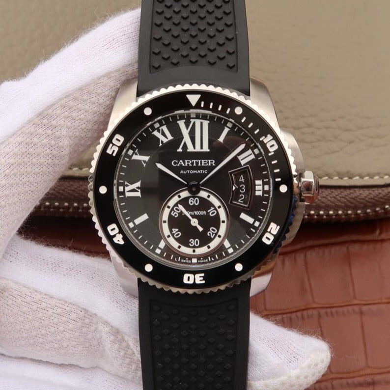 CARTIER CALIBRE DIVER 42 AUTOMATIC STEEL CASE BLACK DIAL