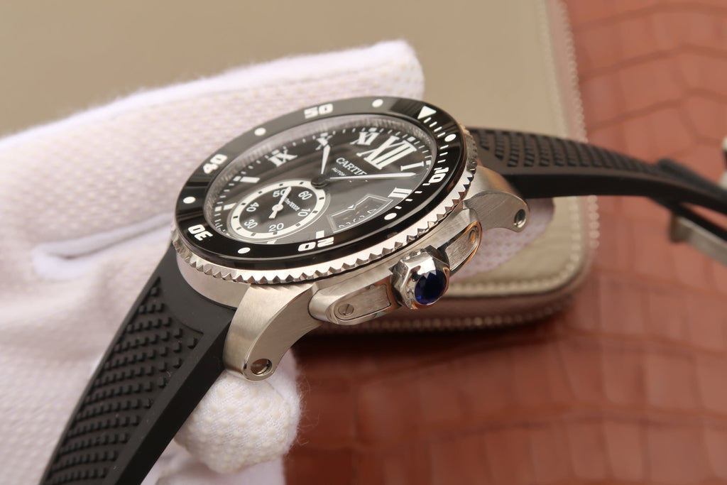 CARTIER CALIBRE DIVER 42 AUTOMATIC STEEL CASE BLACK DIAL