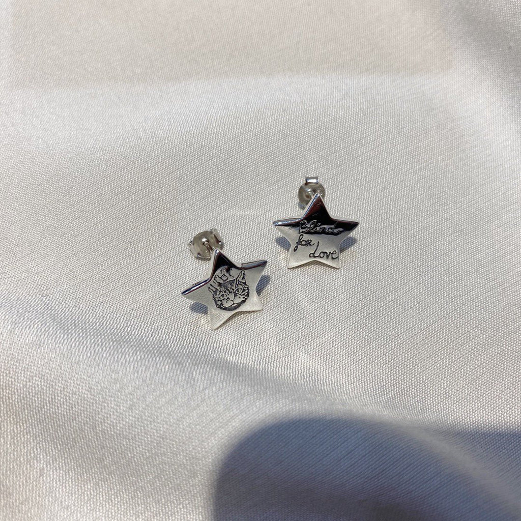 GUCCI SILVER BLIND FOR LOVE STAR EARRINGS