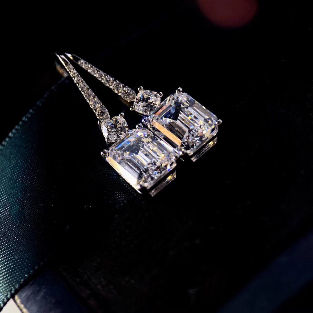 GRAFF GRA SQUARE SILVER DIAMOND EARHOOK EARRINGS