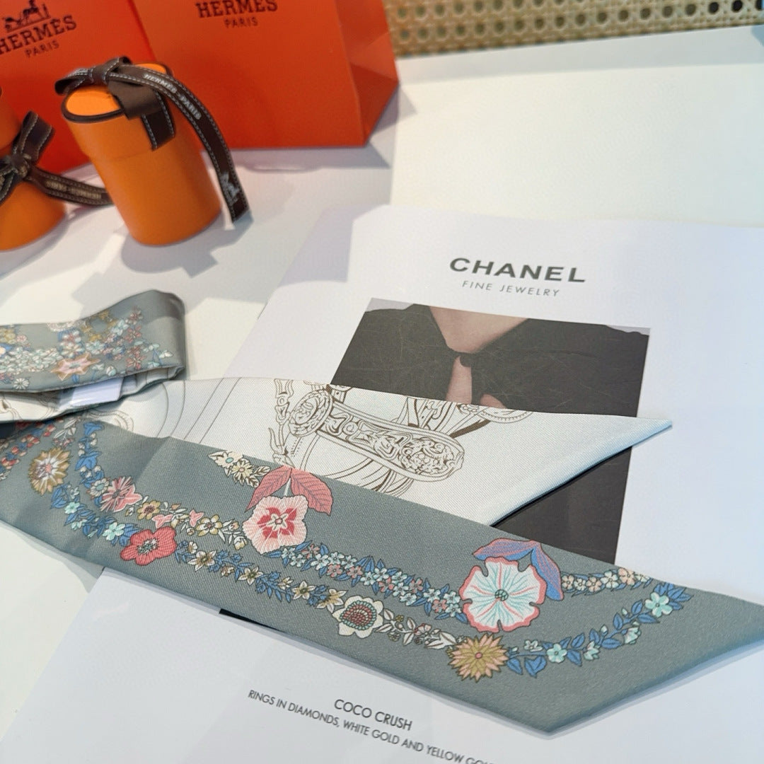 HERMES HERMES 25S SILK NECKERCHIEF 86 IN SILK 714376