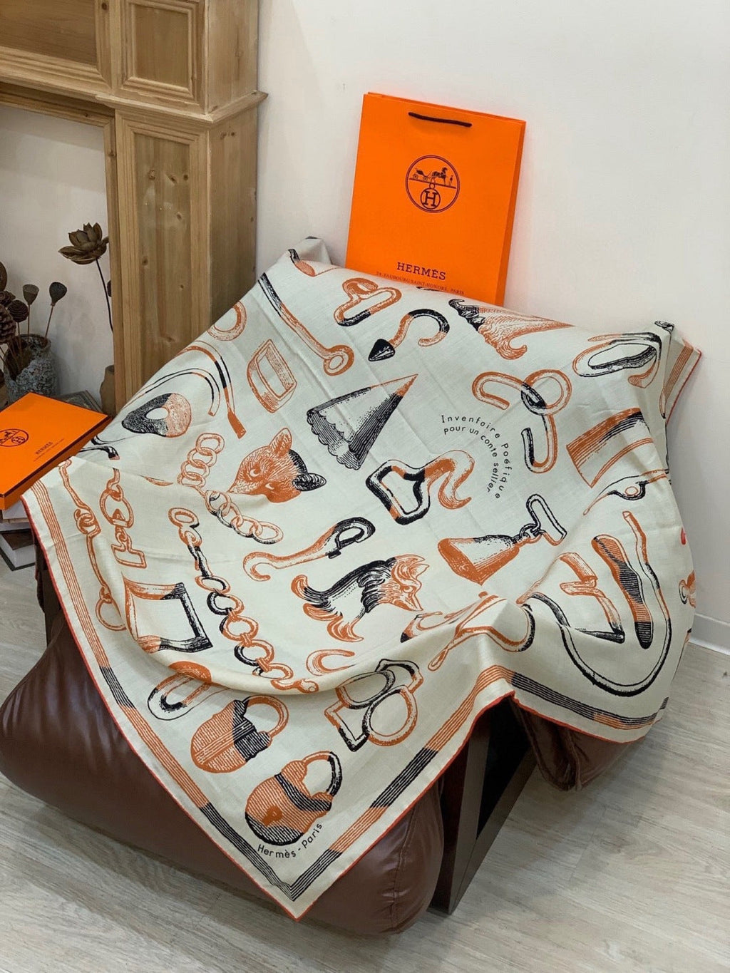 HERMES HERMES 25S SCARF 137 IN SILK CASERE 991692