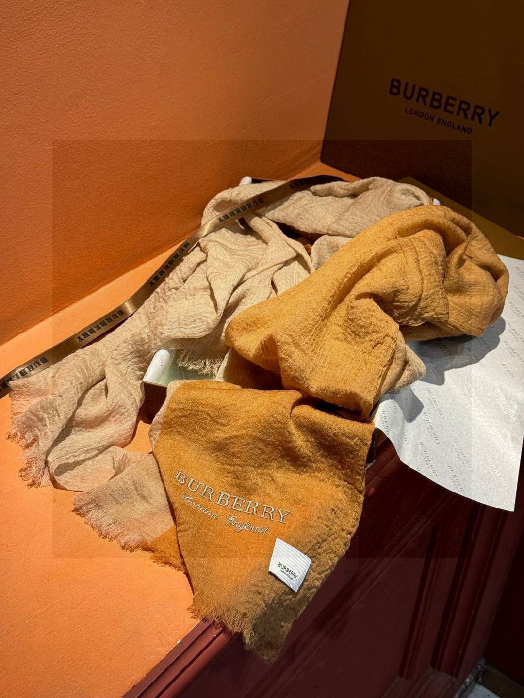 BURBERRY BBR SCARF 180 CM IN CASHMERE 718527