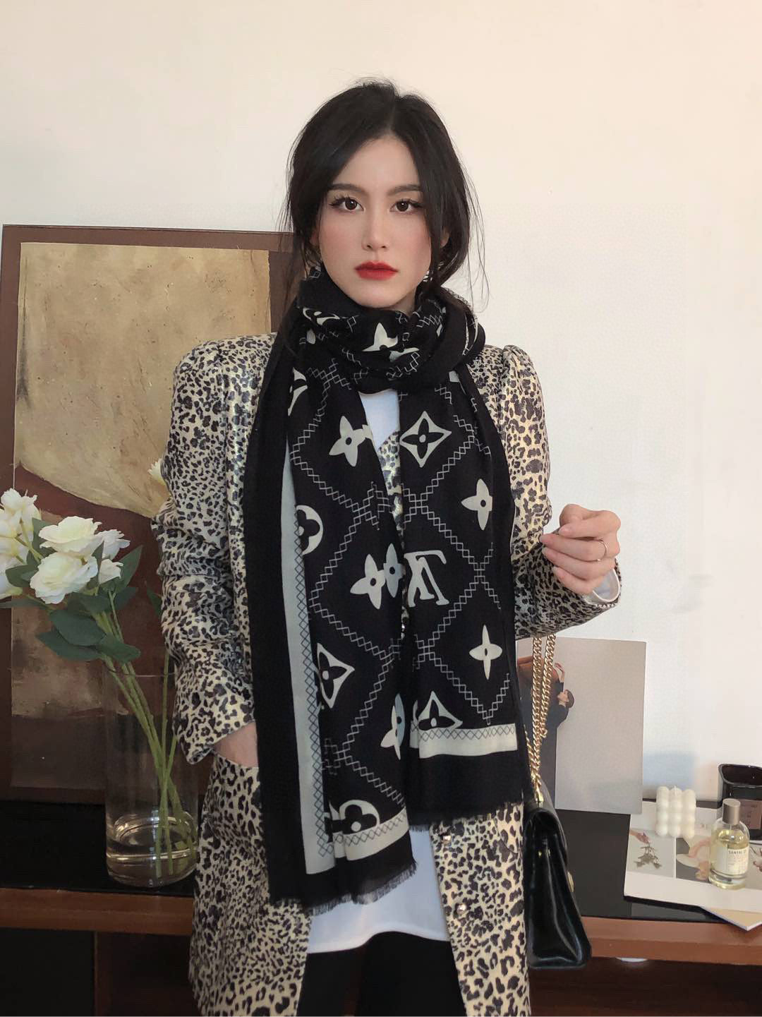 LOUIS VUITTON LV SCARF 200 CM IN CASHMERE 738534