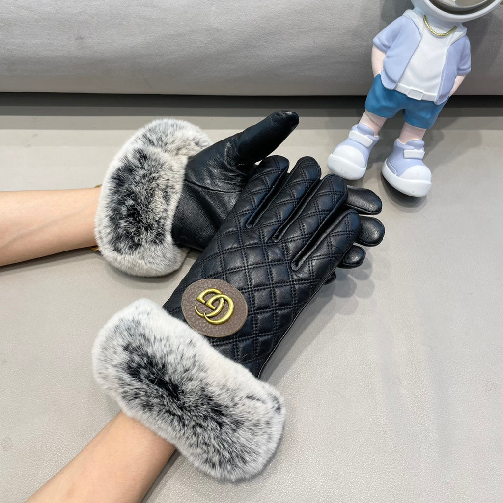 GUCCI TOUCHSCREEN GLOVES IN BLACK LAMBSKIN AND RABBIT FUR 429210