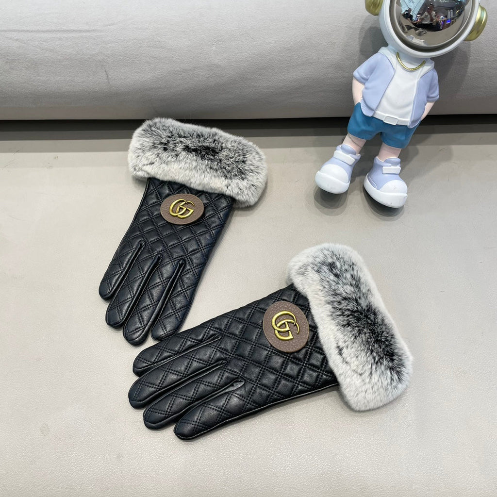 GUCCI TOUCHSCREEN GLOVES IN BLACK LAMBSKIN AND RABBIT FUR 429210