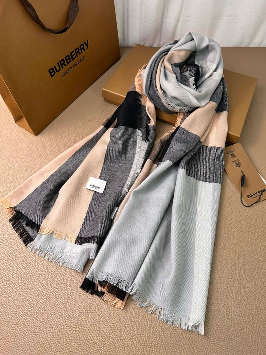BURBERRY BBR SCARF 200 CM IN CASHMERE 474278