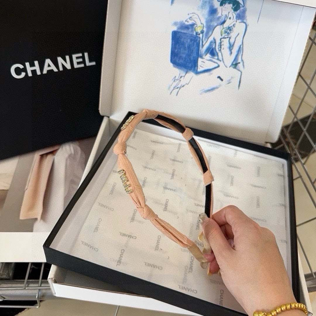 CHANEL HEADBAND CRYSTALS LOGO IN LADY PINK VOILE 414444