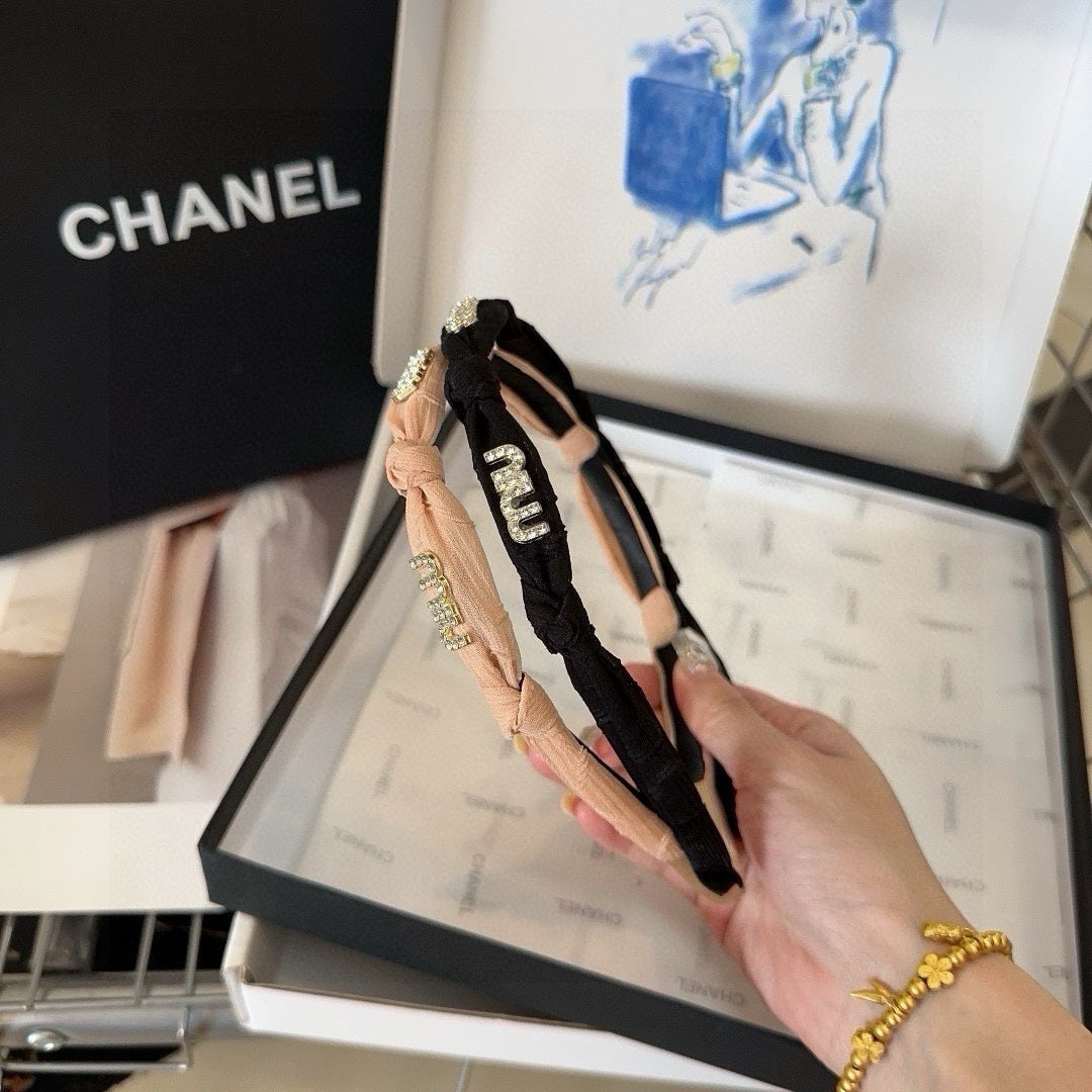 CHANEL HEADBAND CRYSTALS LOGO IN LADY PINK VOILE 414444