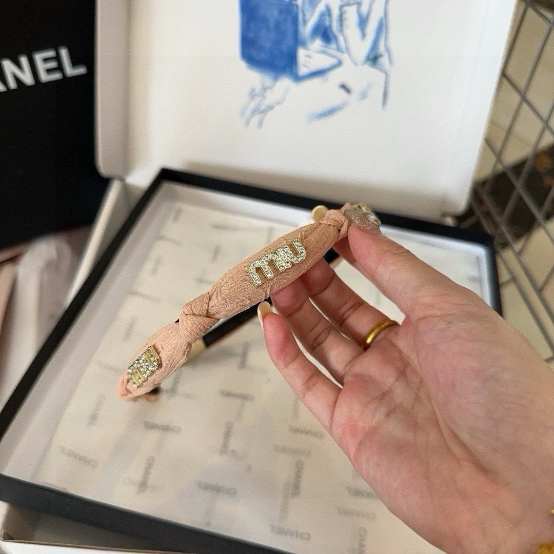 CHANEL HEADBAND CRYSTALS LOGO IN LADY PINK VOILE 414444