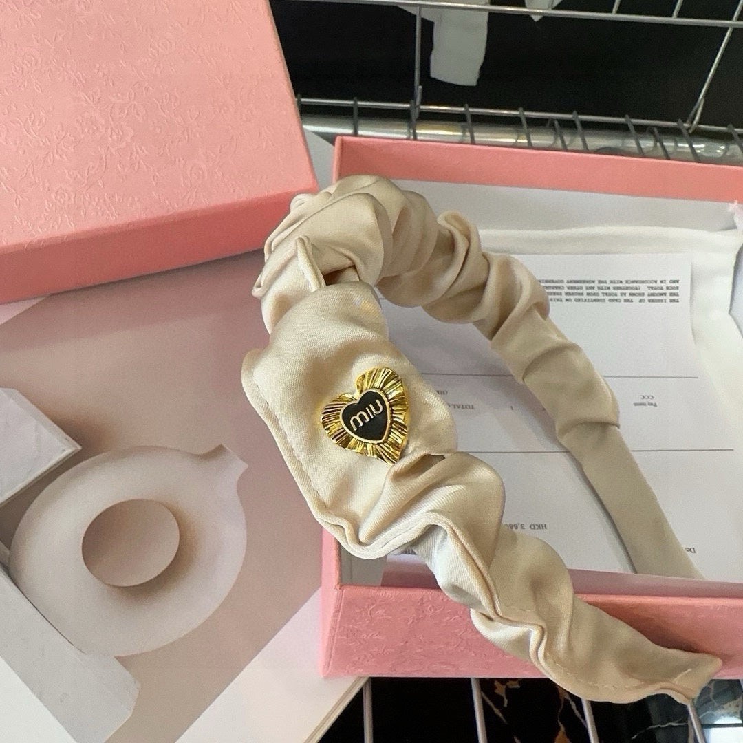 CHANEL HEADBAND IN BEIGE COTTON GOLD HARDWARE 425519