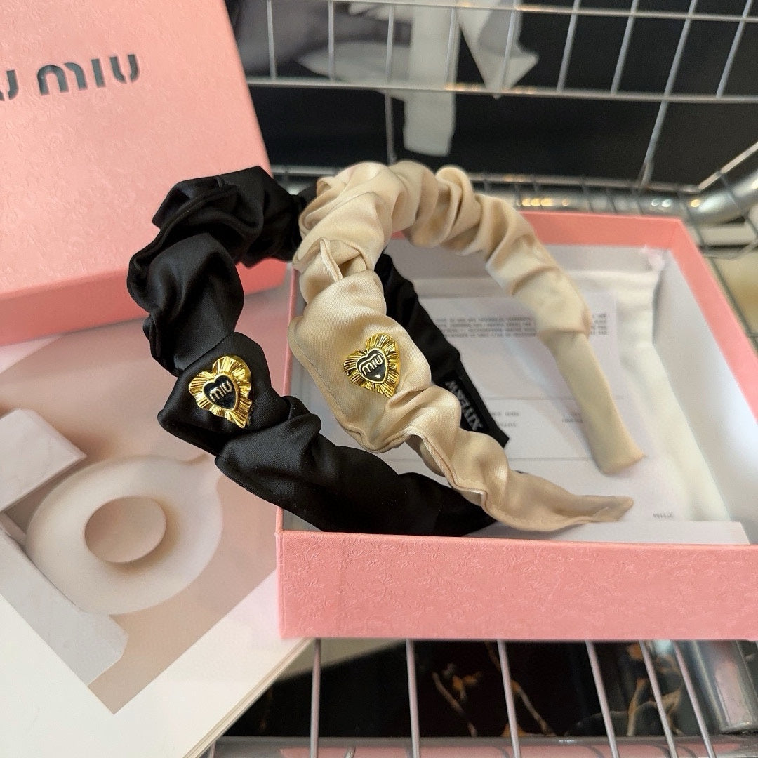 CHANEL HEADBAND IN BLACK COTTON GOLD HARDWARE 425520