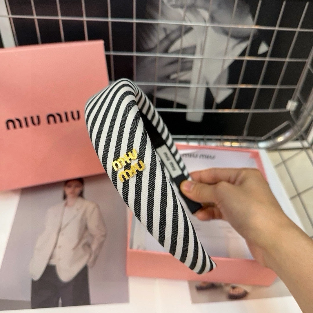 CHANEL HEADBAND STRIPES WHITE MIX BLACK COTTON GOLD LOGO 432856