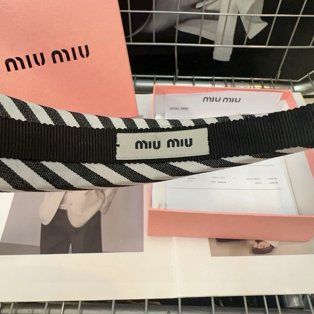 CHANEL HEADBAND STRIPES WHITE MIX BLACK COTTON GOLD LOGO 432856