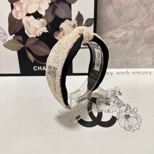 CHANEL HEADBAND IN BEIGE VELVET SEQUINS-EMBELLISHED 361160