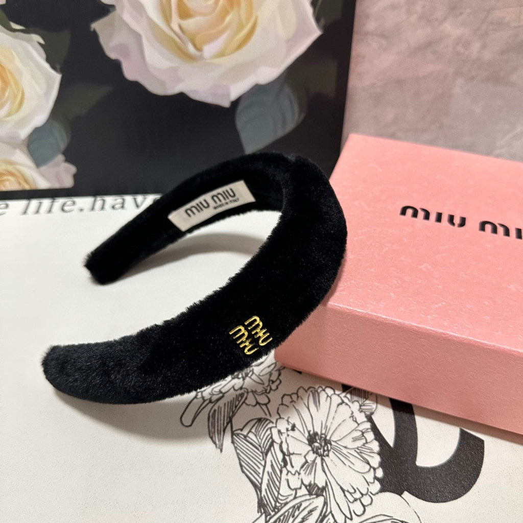 CHANEL HEADBAND IN BLACK PLUSH FABRIC 423599