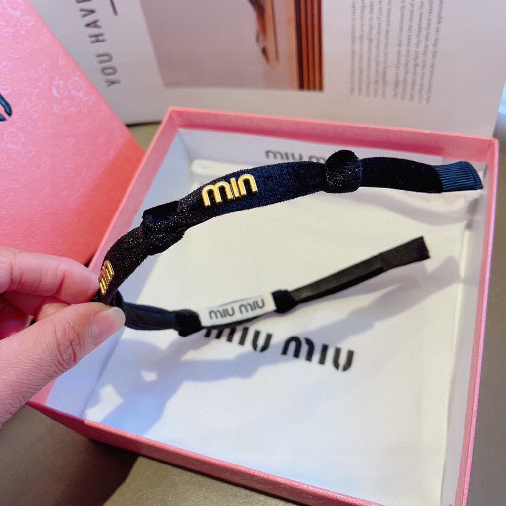 CHANEL BLACK VELVET HEADBAND 397106