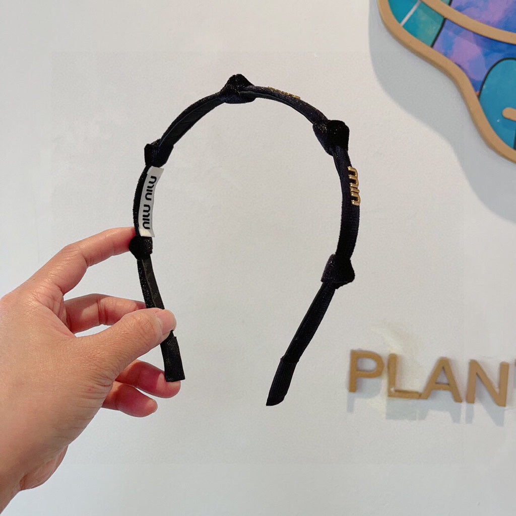 CHANEL BLACK VELVET HEADBAND 397106