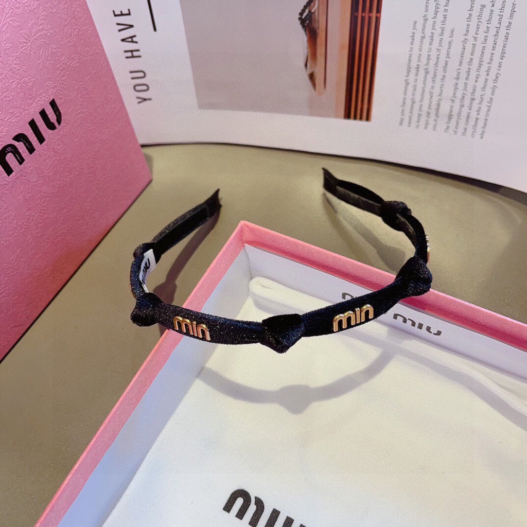 CHANEL BLACK VELVET HEADBAND 397106