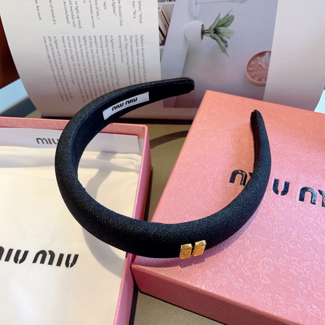 CHANEL THICK HEADBAND IN BLACK DENIM GOLD LOGO 425463