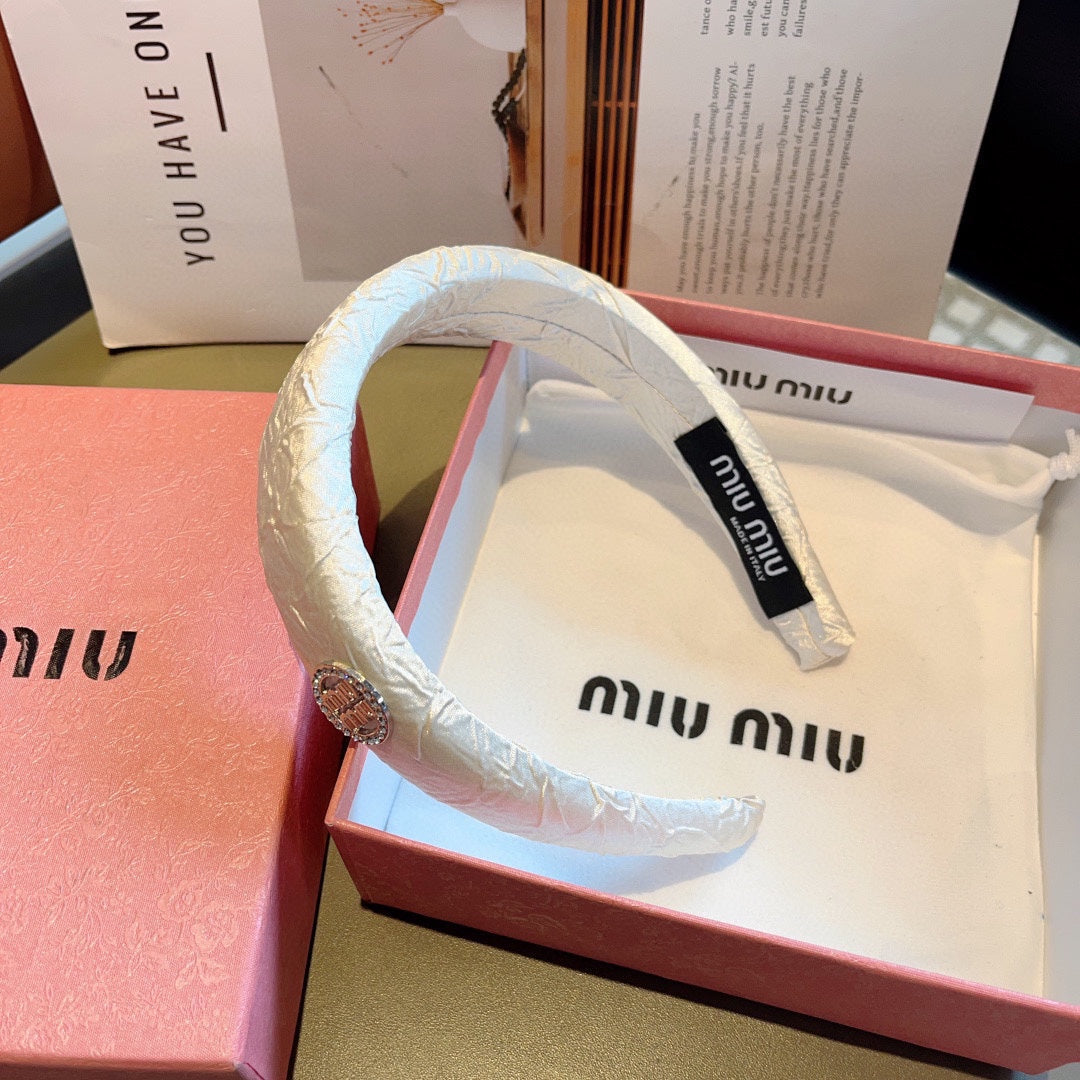 CHANEL THICK HEADBAND IN WHITE FABRIC 432778