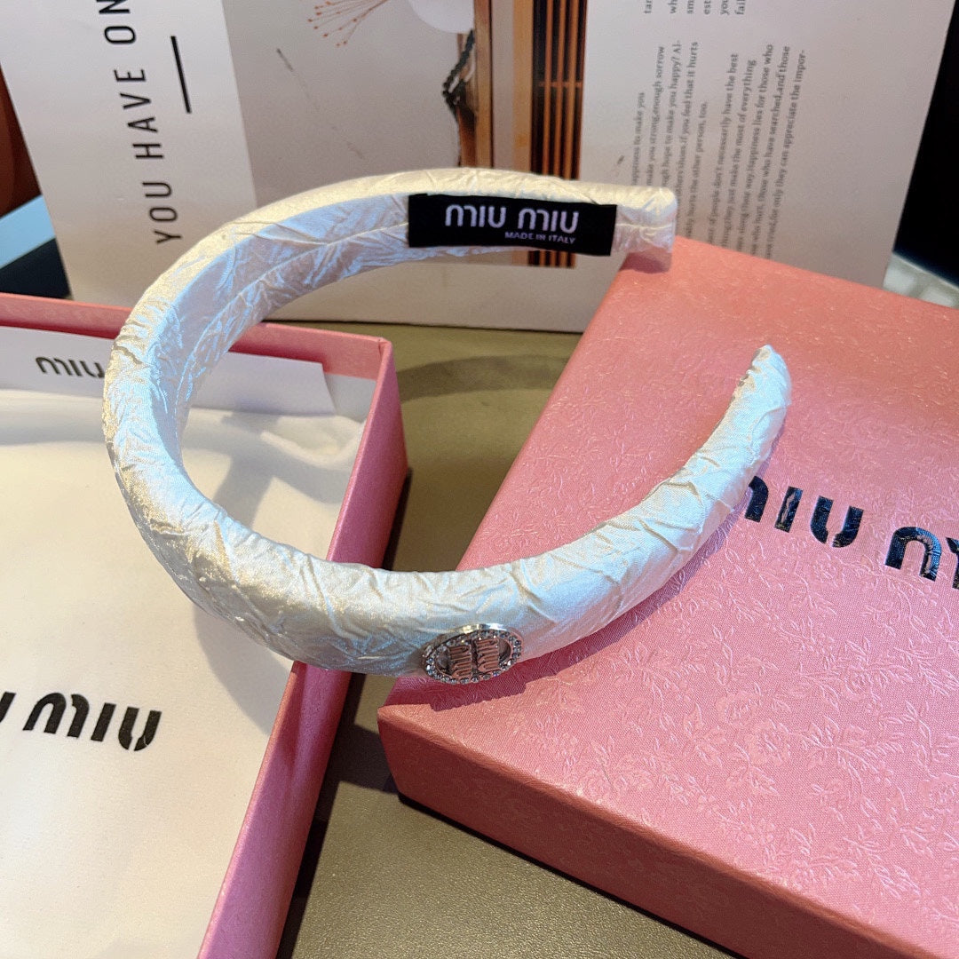 CHANEL THICK HEADBAND IN WHITE FABRIC 432778
