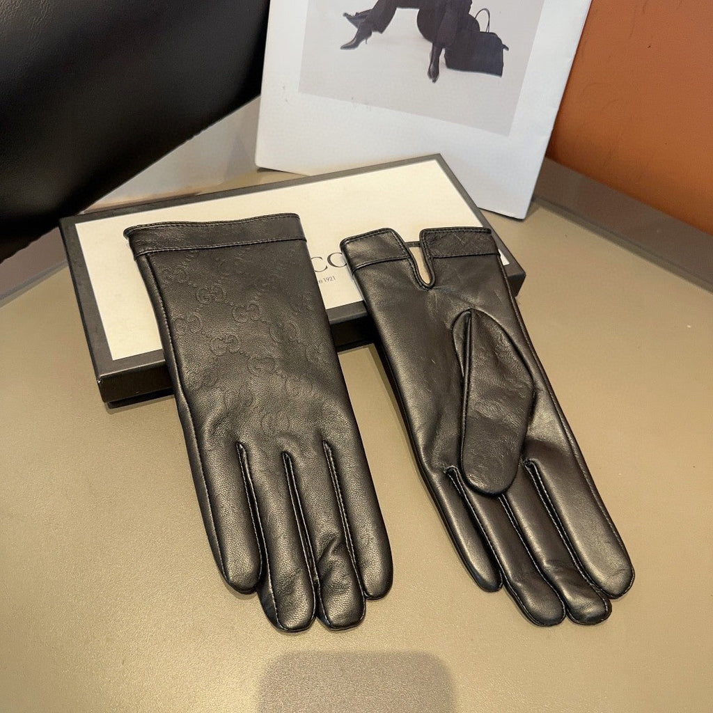 GUCCI GLOVES IN BLACK EMBOSSED LAMBSKIN 423484