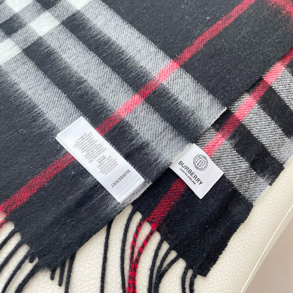 BURBERRY BBR SCARF 180 CM IN CASHMERE 522313