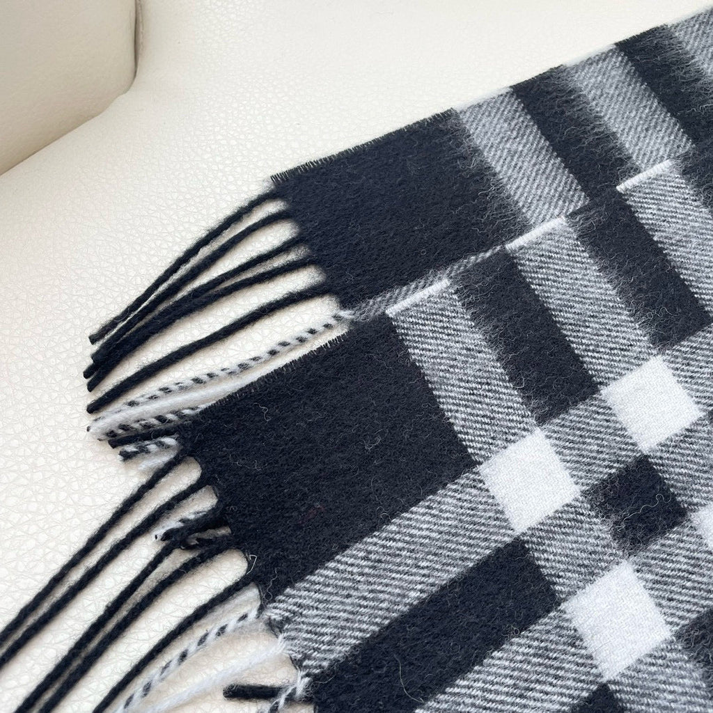 BURBERRY BBR SCARF 180 CM IN CASHMERE 522313
