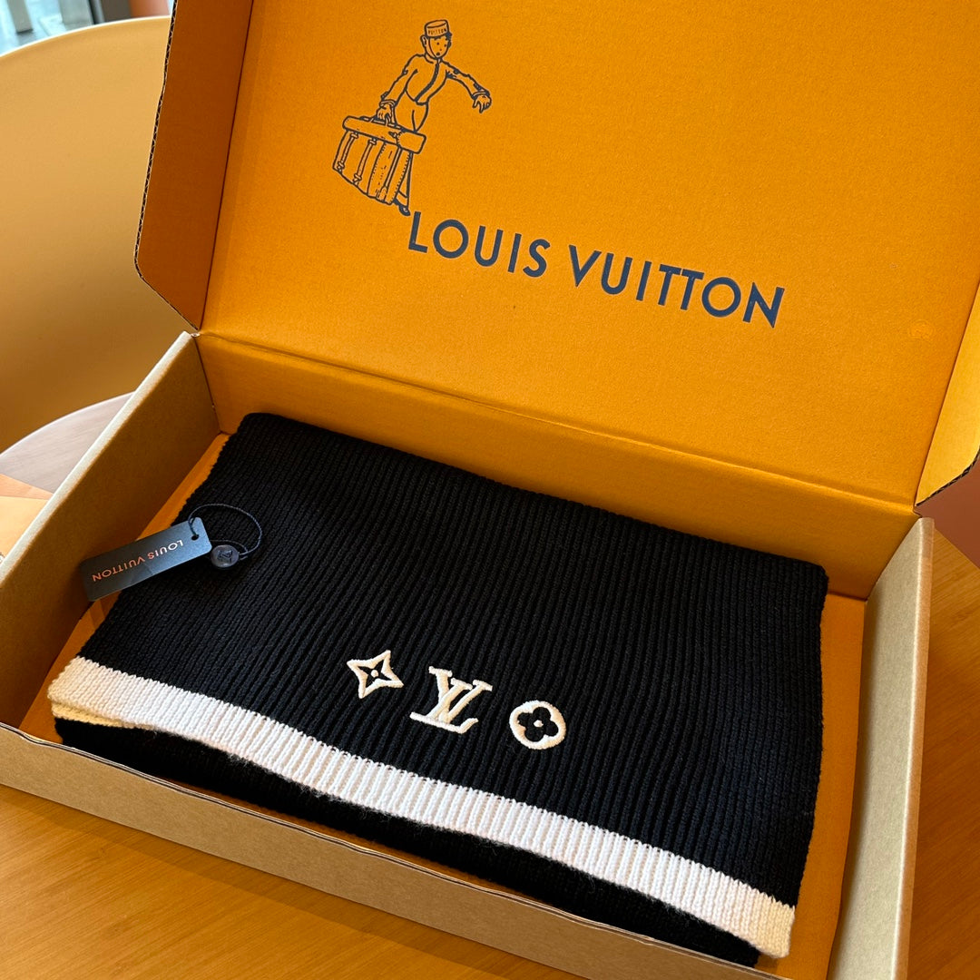 LOUIS VUITTON HEADLINE SCARF 200 CM IN BLACK WOOL 108956