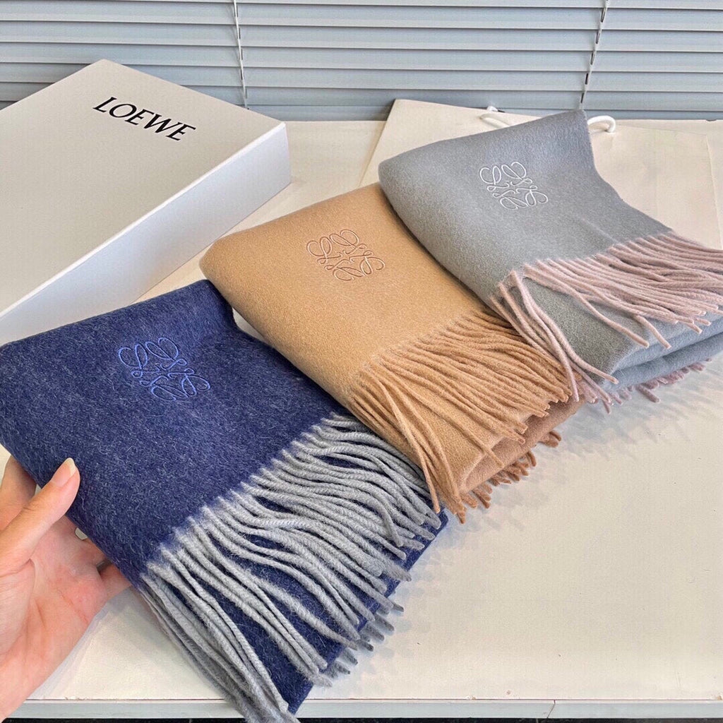 LOEWE SCARF 190 CM IN CAMEL BEIGE LAMBSWOOL 413839