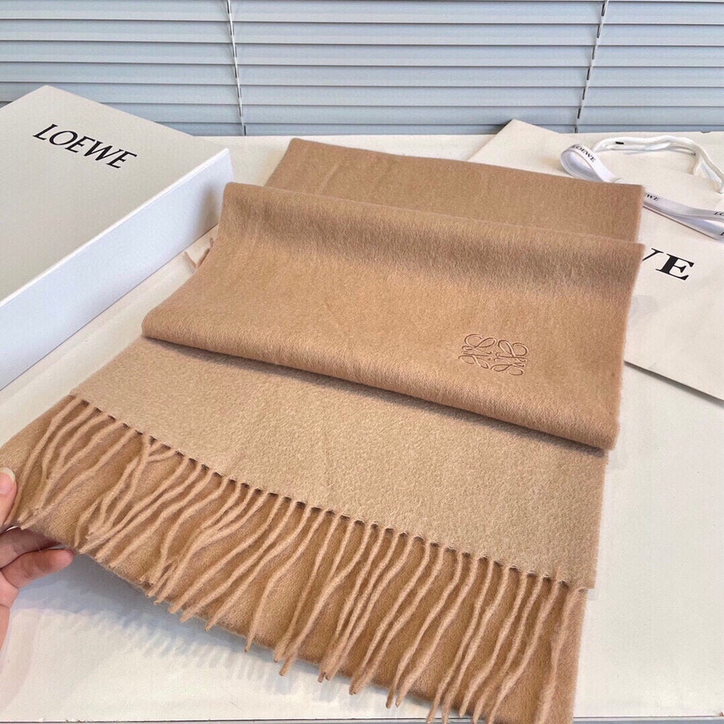 LOEWE SCARF 190 CM IN CAMEL BEIGE LAMBSWOOL 413839