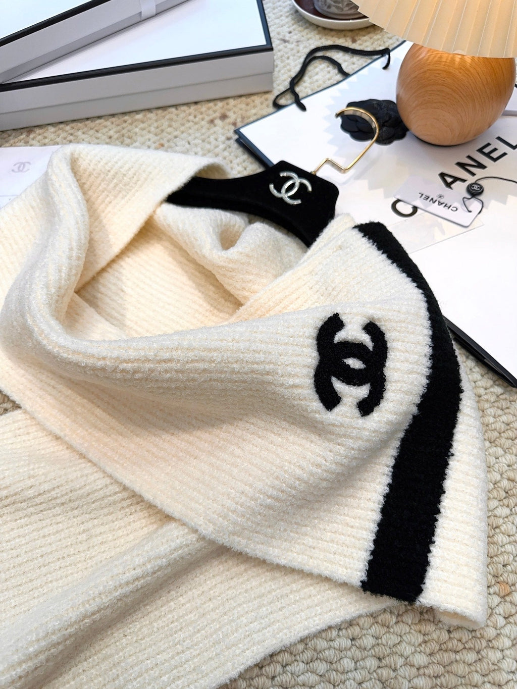 CHANEL 25S SCARF 175 CM IN  WOOL CASHMERE 943160