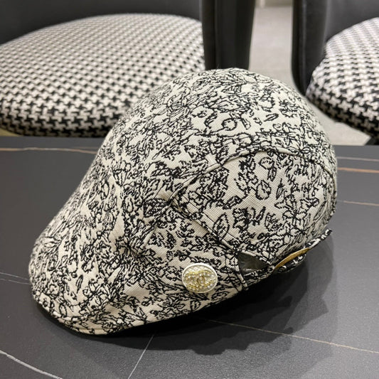 CHANEL BAKER BOY CAP IN WHITE MIX BLACK FABRIC 431518