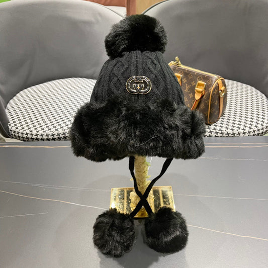 GUCCI DEERSTALKER HAT IN BLACK WOOL AND FLEECE 434696