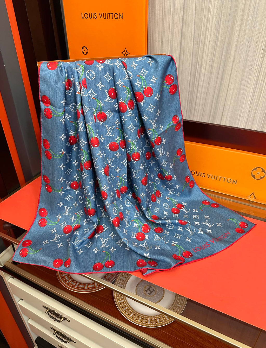 LOUIS VUITTON LV SCARF 90 CM IN SILK 04
