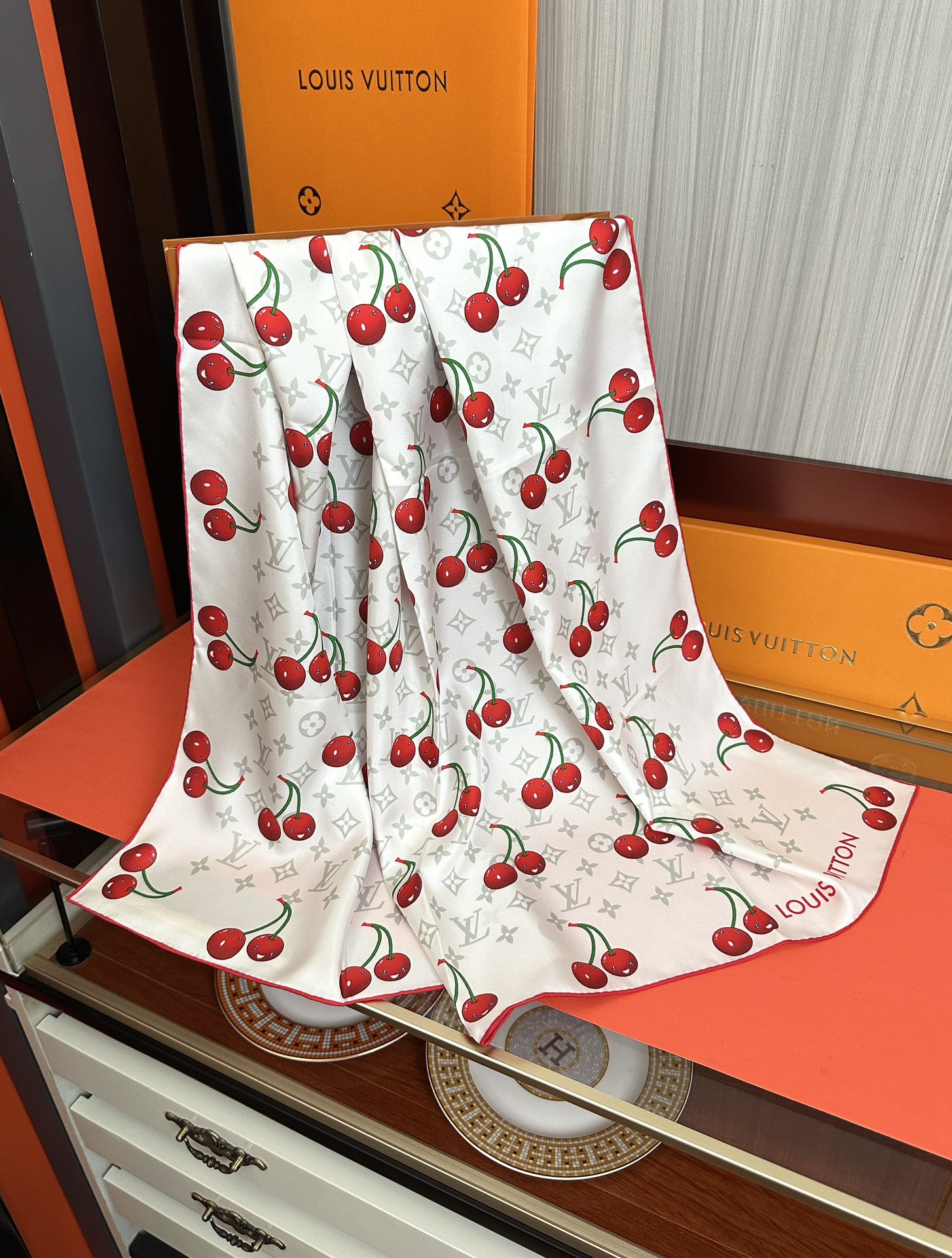 LOUIS VUITTON LV SCARF 90 CM IN SILK 03