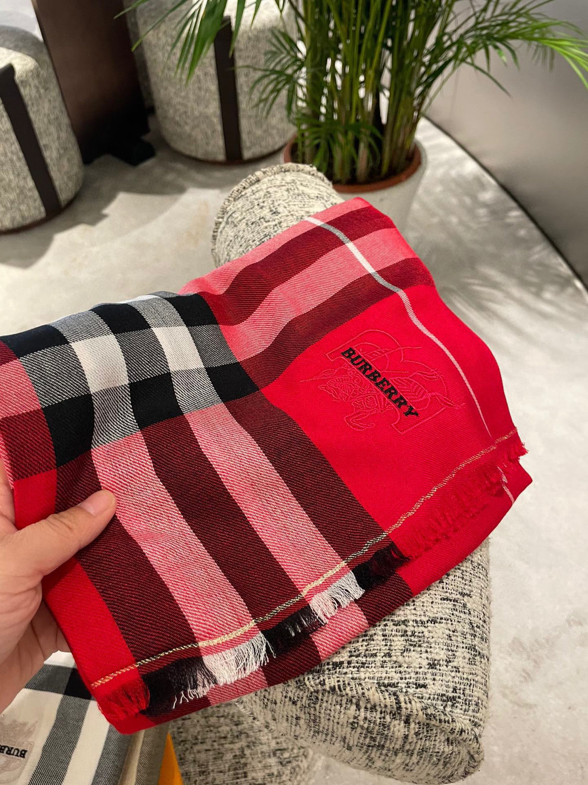 BURBERRY BBR SCARF 200 CM IN CASHMERE 574542