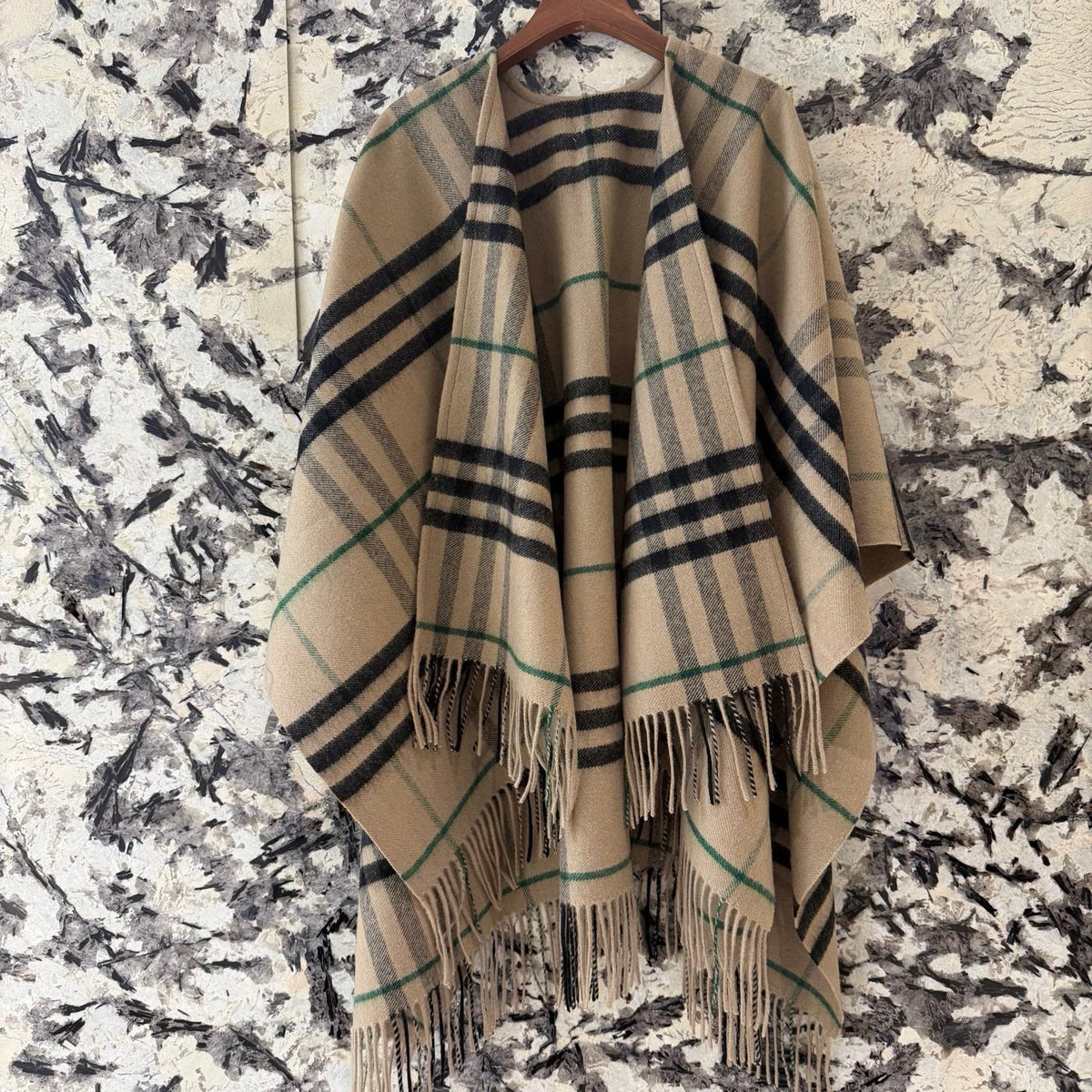 BURBERRY 25S PLAID KNITTED SCARF 153
