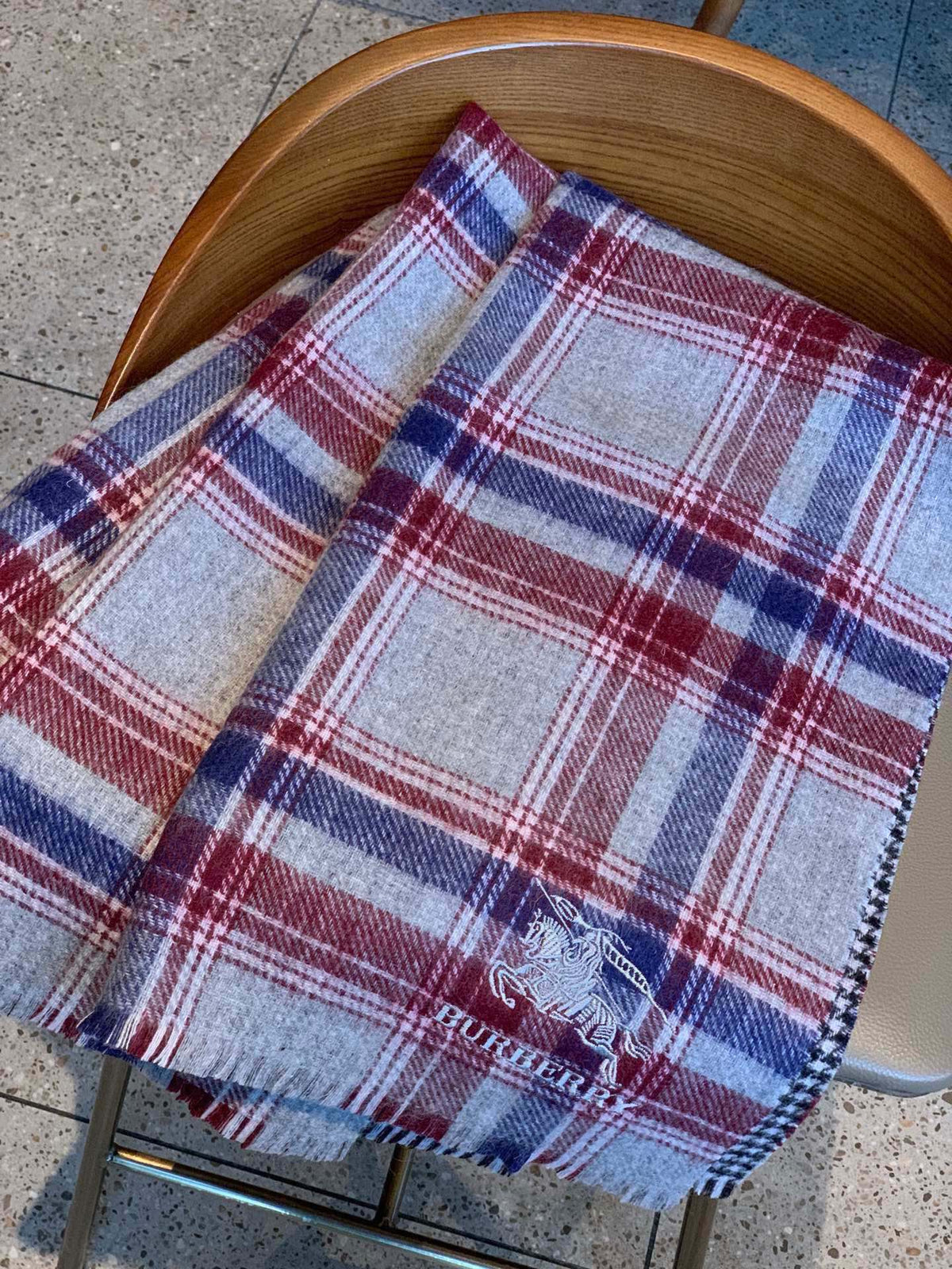 BURBERRY BBR SCARF IN CASHMERE 488226