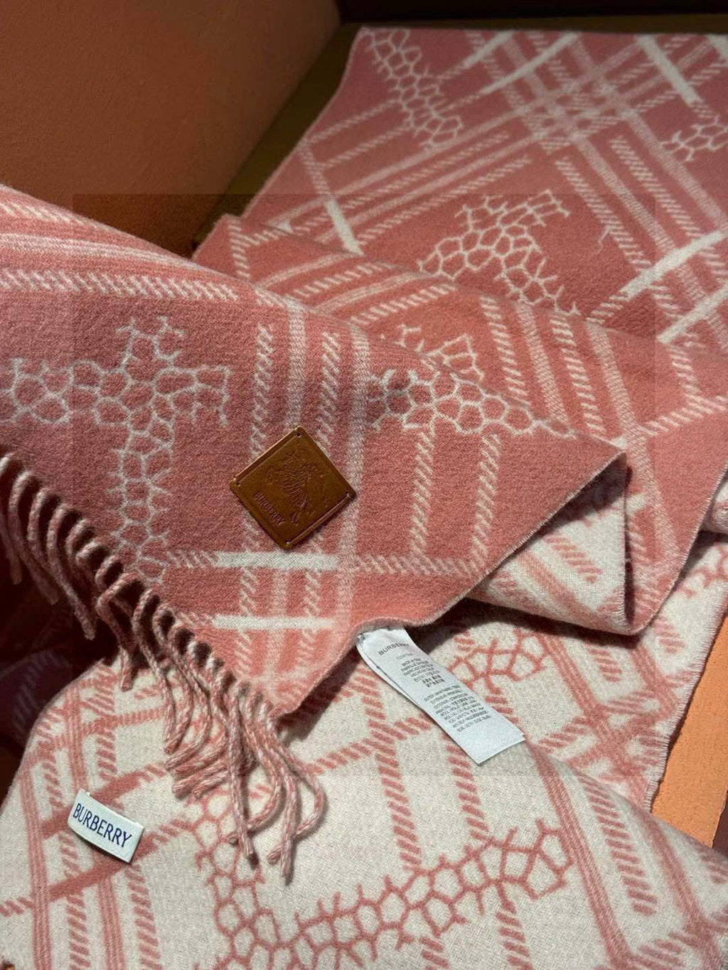 BURBERRY BBR SCARF 168 CM IN CASHMERE 730562